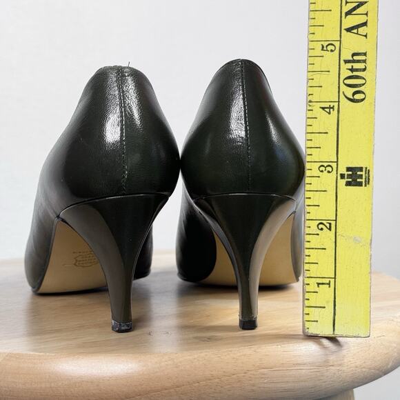 Vintage Made in Spain Nina Olive Green Pumps Heels Size 6 leather - Picture 3 of 7